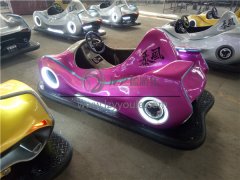 新型游樂設備碰碰車也能做到暴風漂移？