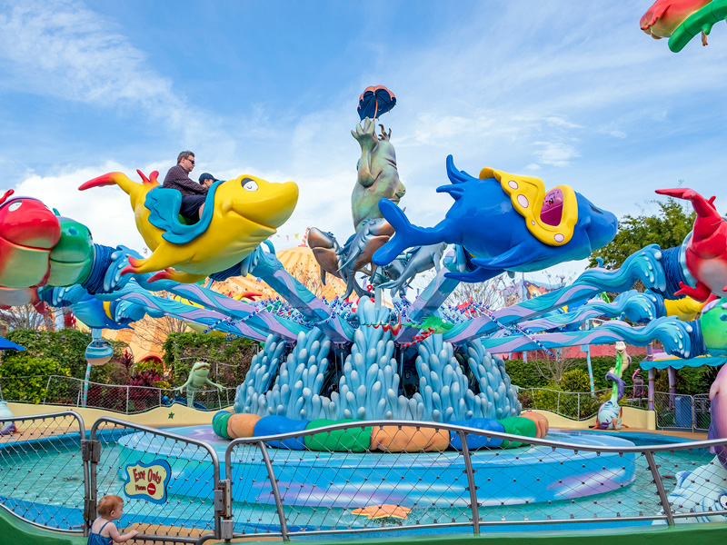 海洋總動(dòng)員游樂設(shè)備